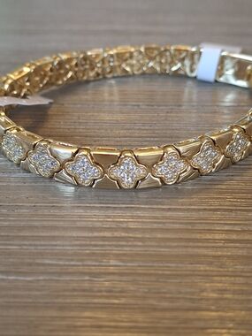 Gold Clover Pave Crystal Women's Bracelet